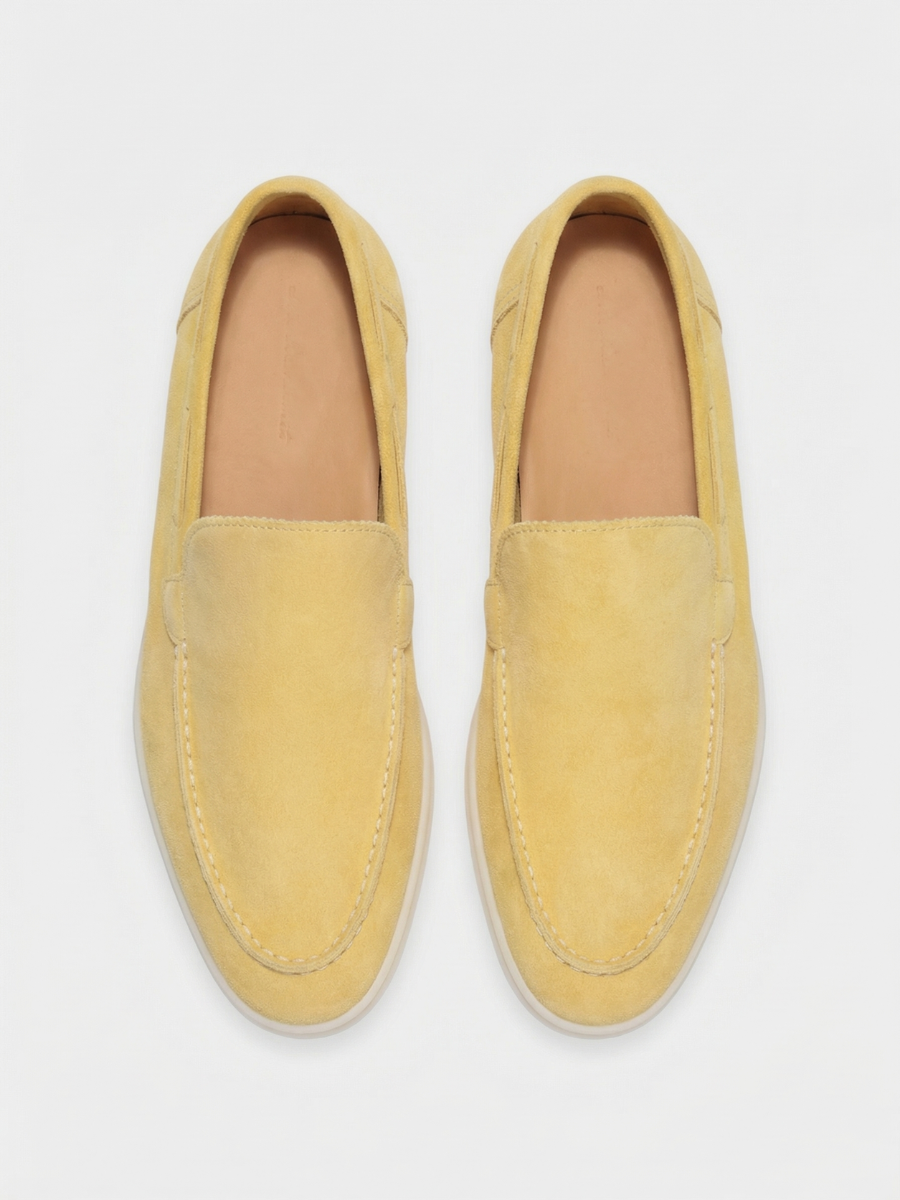 Gelbe Yacht-Slipper