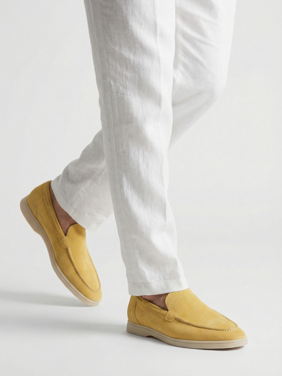 Gelbe Yacht-Slipper