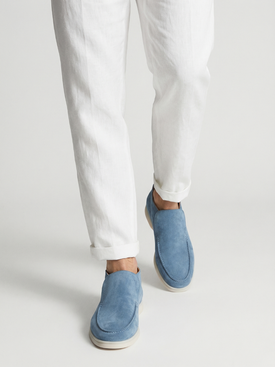 Saphirblauer City-Loafer
