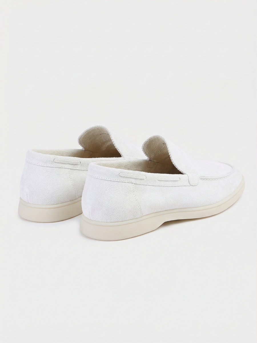 Weiße Yacht-Loafer