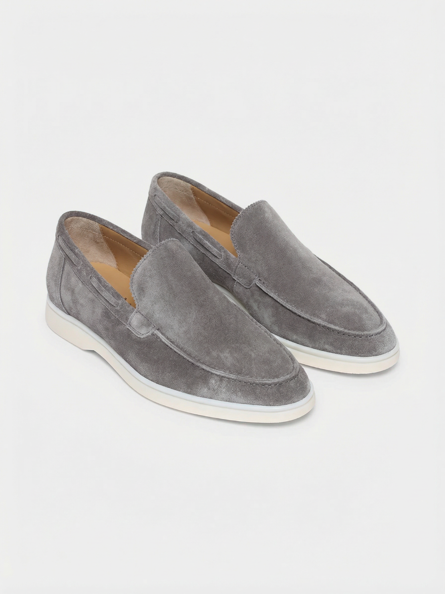 Graue Yacht-Slipper