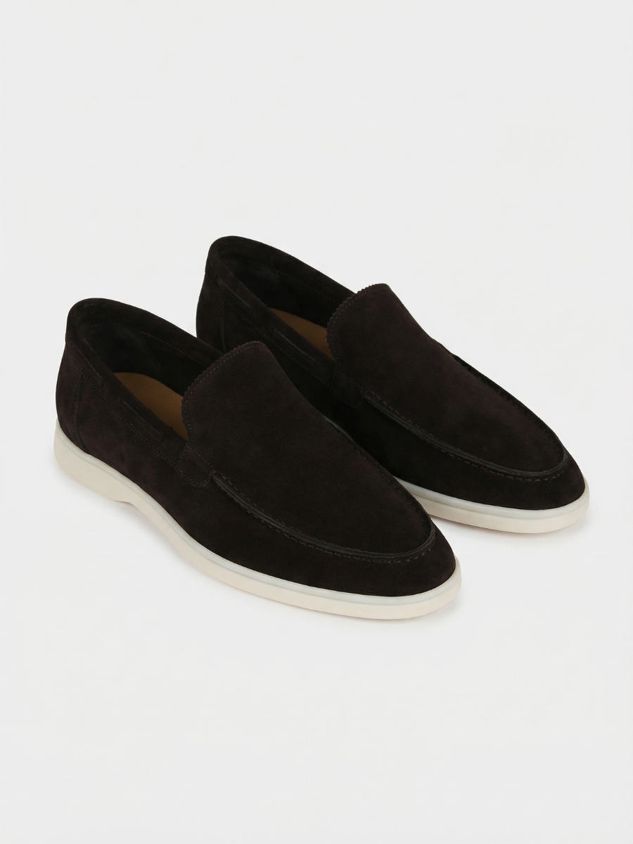 Schwarze Yacht-Slipper