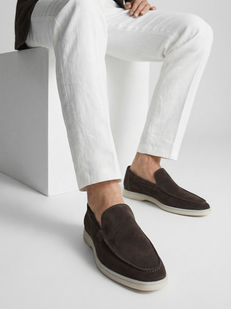 Warmgraue Yacht-Slipper