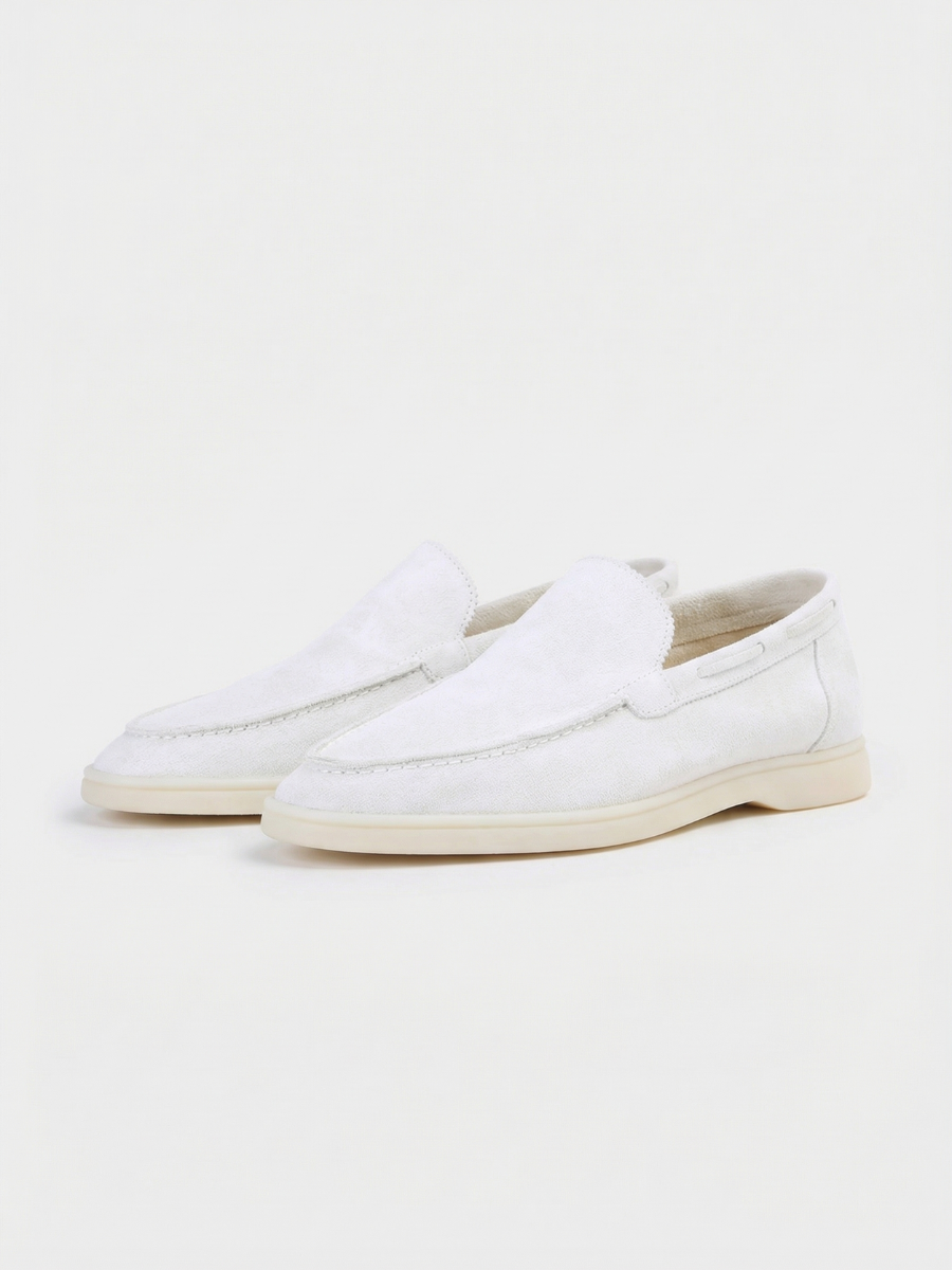 Weiße Yacht-Loafer