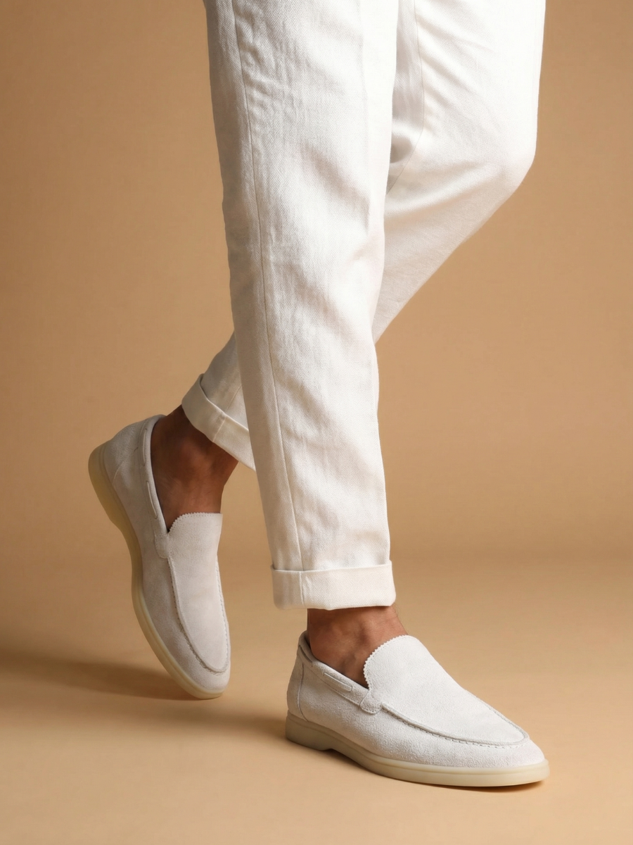 Weiße Yacht-Loafer